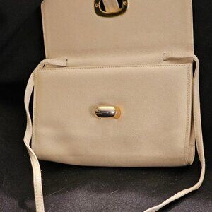 Maraolo  vintage leather cream purse
